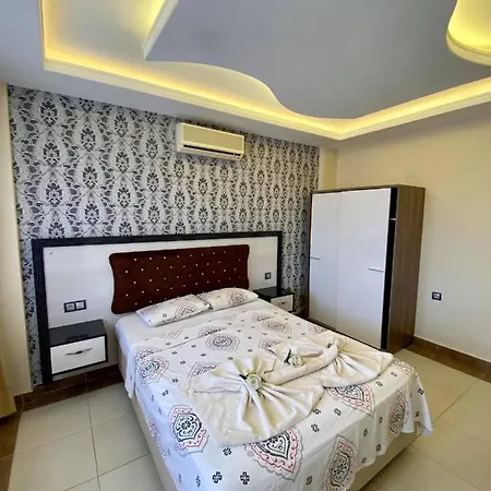 Hotel Yalcin & *