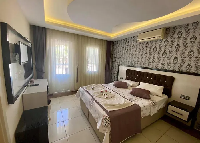 Yalcin & * Öludeniz